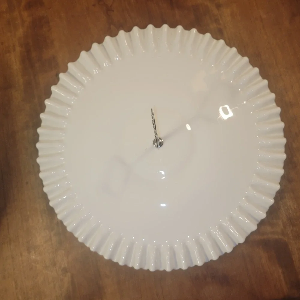 Unmarked vintage fenton
